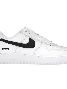 Supreme x Nike Air Force 1 Low - Size 4 Men’s